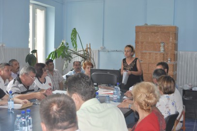 Acuzaţii grave la Primăria Băneasa: contracte "cu dedicaţie", fraude şi şantaj Acuzaţii grave la Primăria Băneasa: contracte "cu dedicaţie", fraude şi şantaj