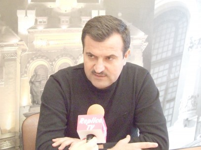 El este primarul comunei Peştera. Credeţi că mai merită un mandat? El este primarul comunei Peştera. Credeţi că mai merită un mandat?