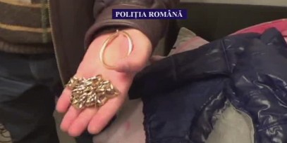 Percheziţii la hoţii din ATM-uri - ce au găsit poliţiştii Percheziţii la hoţii din ATM-uri - ce au găsit poliţiştii