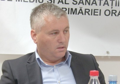 El este primarul oraşului Ovidiu. Credeţi că mai merită un mandat? El este primarul oraşului Ovidiu. Credeţi că mai merită un mandat?