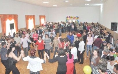 Candidatul UNPR la Primăria Saraiu şi-a lansat candidatura pe muzica lui Paleru Candidatul UNPR la Primăria Saraiu şi-a lansat candidatura pe muzica lui Paleru