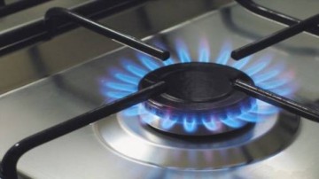 ANRE: Preţul gazelor naturale pentru consumatorii finali casnici va creşte cu 5,83% de la 1 august