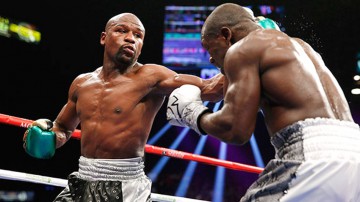 Luptătorul UFC Khabib Nurmagomedov l-a provocat pe Floyd Mayweather la 11 runde de box şi o rundă MMA