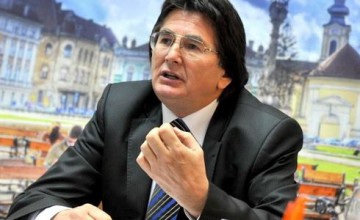 Foştii primari ai Timişoarei Nicolae Robu şi Gheorghe Ciuhandu, achitaţi în prima instanţă pentru abuz în serviciu