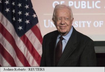Fostul preşedinte Jimmy Carter, externat din spital după o intervenţie chirurgicală pentru fractură la şold