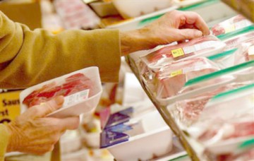 ANSVSA: Amenzi de peste 1,27 de milioane de lei, 6 tone de alimente şi 72.280 de ouă reţinute de la comercializare, în aprilie