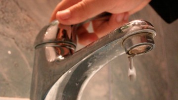 Mai multe zone din Constanţa au rămas fără apă potabilă