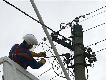 Întreruperi planificate de curent, în municipiu și județ. Vezi dacă ești afectat!