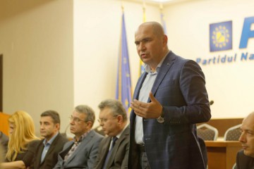 Ședință de urgență în PNL, astăzi, la ora 15:00. Ce le va cere Ilie Bolojan liberalilor