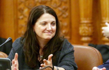 Raluca Prună explică de ce şi cum a ajuns să se gândească la măsura recursului compensatoriu