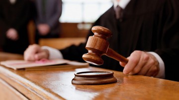 Spania: Curtea Constituţională a suspendat o lege regională prin care vaccinarea anti-COVID-19 devenea obligatorie