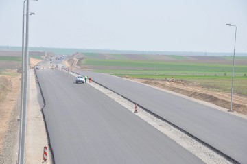 Contract de zeci de milioane: drumurile din Constanța, întreținute de firma unui fost șef CNAIR