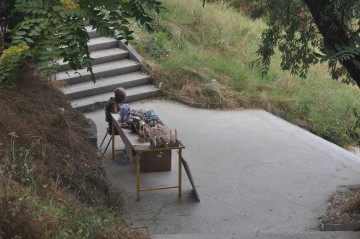 Mihaela Andrei, consilier local PNL, solicită repararea scărilor de la Modern!