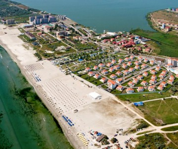 Se construiește pe bandă rulantă în Mamaia Sat