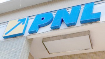 PNL cere demisia ministrului Educaţiei, Liviu Pop, printr-o moţiune simplă care urmează să fie depusă la Senat