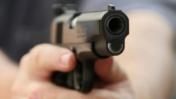 S-AU UMFLAT MUȘCHII PE DOI ȘOFERI, DUPĂ CE AU FĂCUT ACCIDENT! BĂTAIE și AMENINȚĂRI cu PISTOLUL