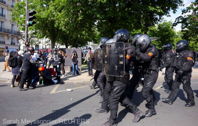 Manifestaţiile de 1 Mai: incidente la Paris, arestări la Istanbul. Video