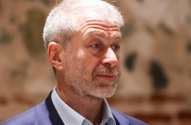 Roman Abramovici a pompat milioane de dolari în cel mai mare producător de cannabis