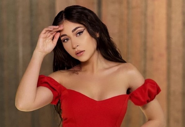 Imaginea cu fiica lui Nicole Cherry care a „topit“ internetul. Cât a crescut Anastasia!