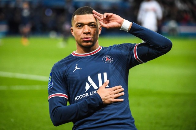 Mbappe şi Benzema, candidaţi la titlul de cel mai bun fotbalist din Franţa