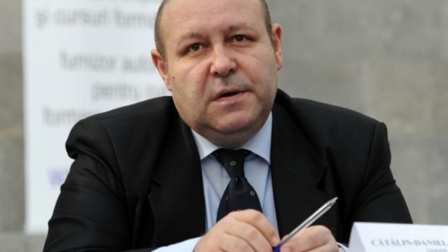 Fenechiu: Premierul nu m-a anunţat că merge la Kiev; nu avea obligaţia să o facă
