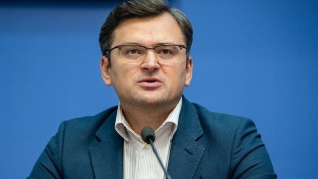 Cine nu dă arme Ucrainei sprijină agresiunea rusă, consideră Kievul