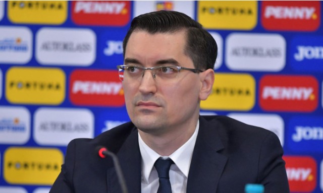 Fotbal: Burleanu se aşteaptă ca Istvan Kovacs şi Ovidiu Haţegan să arbitreze la Cupa Mondială