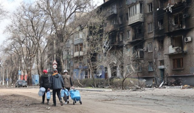 Marea Britanie avertizează că oraşul ucrainean Mariupol este expus riscului izbucnirii unui focar de holeră
