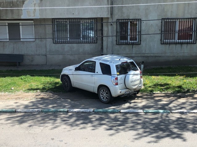 Și-a lăsat mașina la ”păscut”, în prima zi de Paște, în Năvodari!