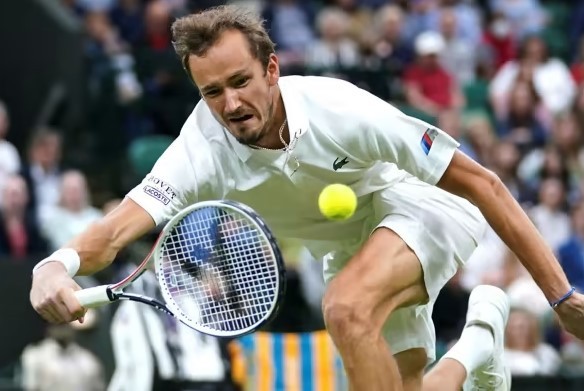 Tenis - Oficial: Ruşii şi belaruşii au fost excluşi de la Wimbledon