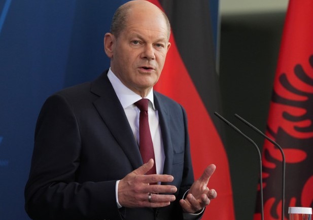 Olaf Scholz: Sancţiunile împotriva Rusiei nu vor fi ridicate până la semnarea unui acord de pace între Kiev şi Moscova