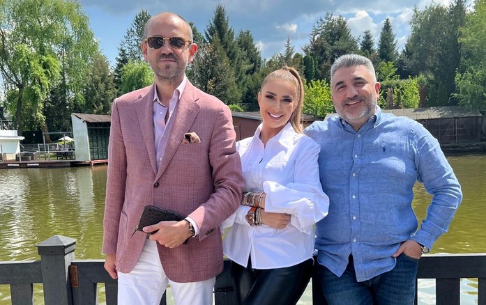 Anamaria Prodan, chef pe lux și opulență, de 1 Mai!