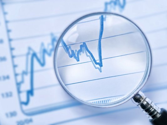 Raport: Creşterea semnificativă a veniturilor fiscale ar ajuta unele sectoare de importanţă strategică
