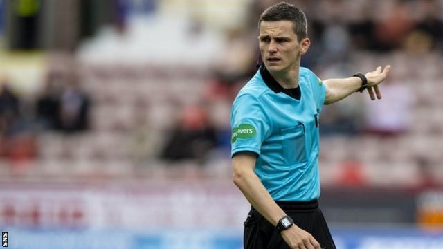 Arbitrul scoţian Craig Napier a dezvăluit că este gay