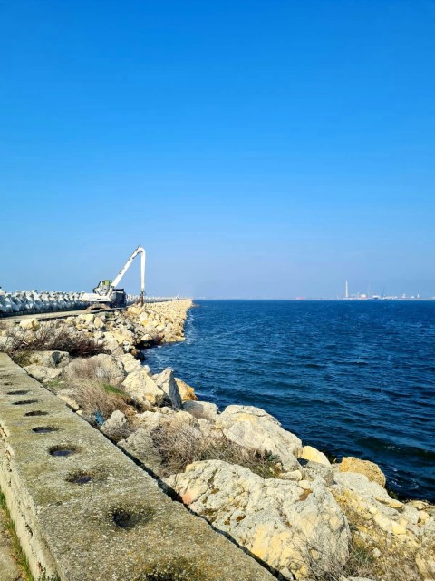 Reparațiile la digul de sud din portul Midia au fost finalizate