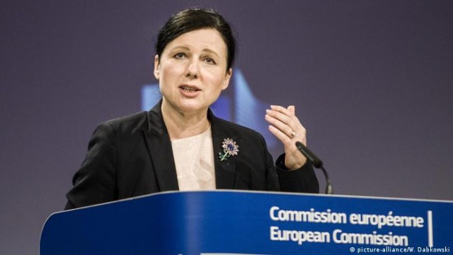 Intră în vigoare noul cod european de bune practici pentru combaterea dezinformării