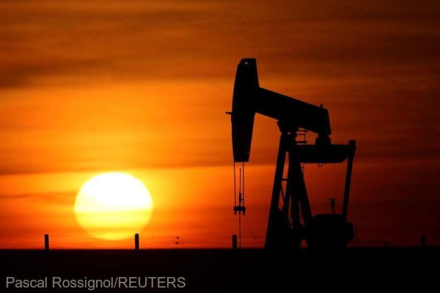 Preţul petrolului a crescut după ce UE a interzis majoritatea importurilor din Rusia