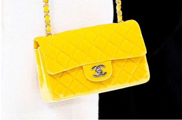 Chanel ar putea limita numărul produselor achiziţionate pentru a creşte exclusivitatea mărcii