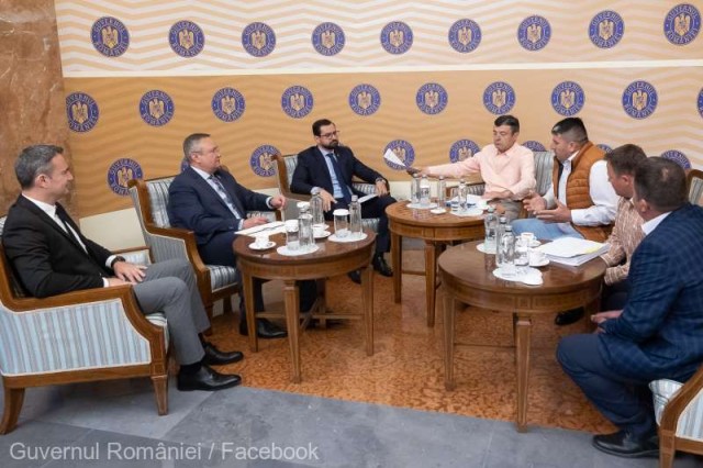 Premierul s-a întâlnit cu reprezentanţii Asociaţiei Profesionale a Ciobanilor