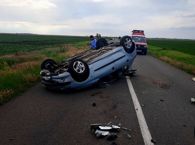 Mașină răsturnată în localitatea Grindu, a intervenit și elicopterul SMURD