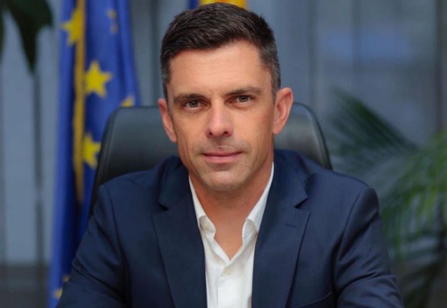 Ministrul Sportului, Eduard Novak, chemat la „Ora Guvernului”