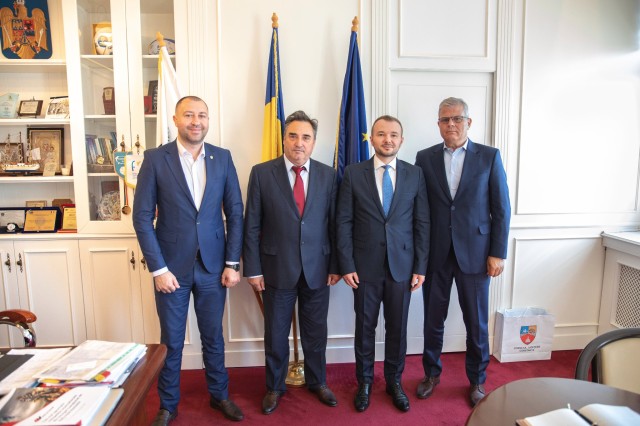 Mihai Lupu, întâlnire de lucru cu Petru Frunze, deputat din partea Republicii Moldova