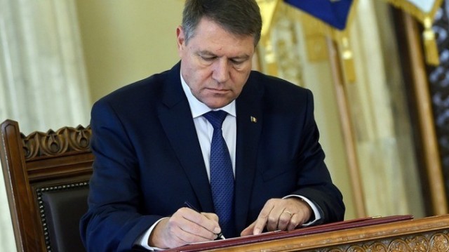 Iohannis a promulgat legea care stabileşte noul prag pentru impozitarea achiziţiilor de locuinţe
