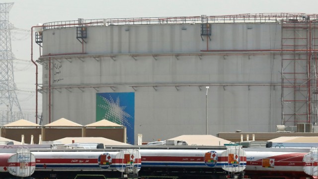 OPEC+ a decis să mărească producția de petrol cu 50% în următoarele două luni