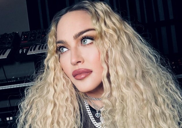 Madonna, „interzisă“ pe Instagram! De vină sunt pozele în care apare dezbrăcată