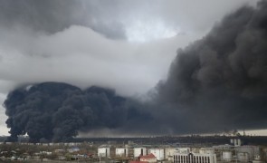 Lovituri puternice în Odesa: ucrainenii susțin că trupele rusești au lovit un hotel