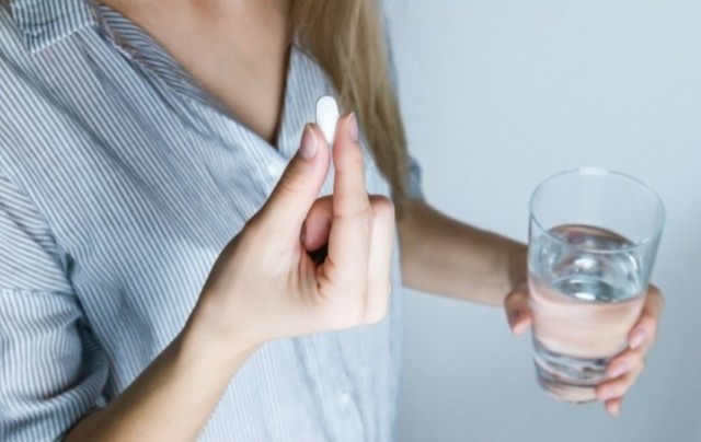 Aspirina, ibuprofenul și alte medicamente pentru ameliorarea durerii pot înrăutăți problemele
