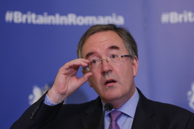 MAE: Ambasadorul britanic Andrew Noble, primit în vizită de rămas bun de ministrul Odobescu