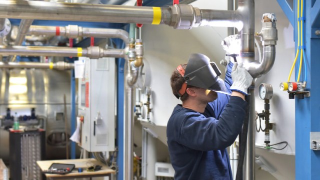 Prețurile din industrie au crescut cu aproape 50% într-o lună