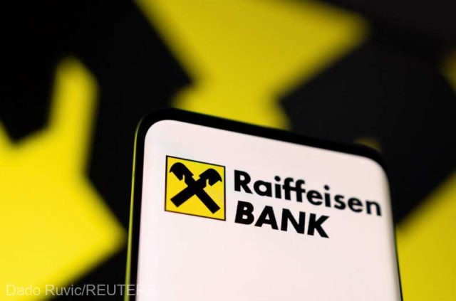 Raiffeisen analizează mai multe opţiuni, inclusiv ieşirea de pe piaţa din Rusia